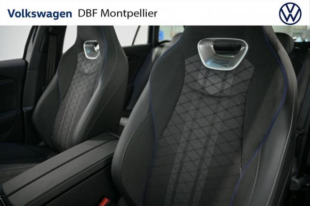 Volkswagen Passat image 5
