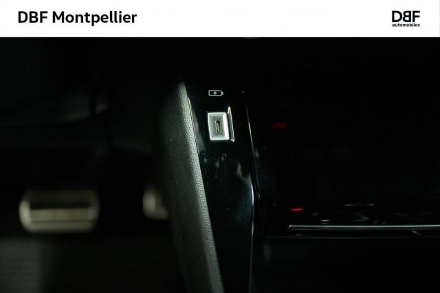 Peugeot 2008 image 8