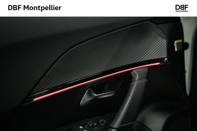 Peugeot 2008 image 2