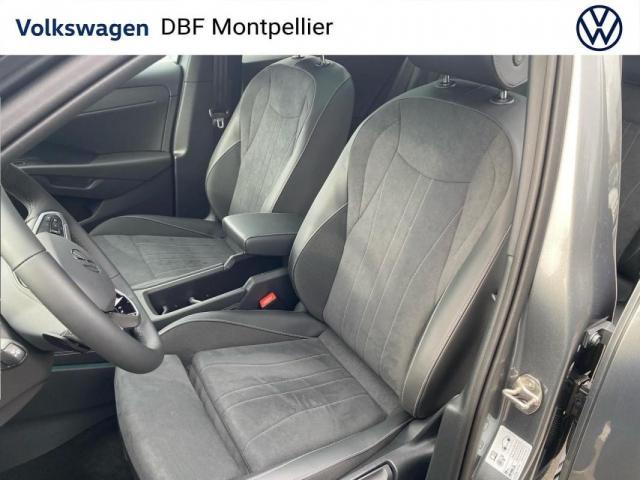 Volkswagen T-Roc image 4