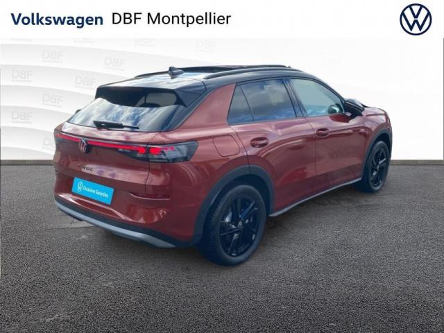 Volkswagen T-Roc image 2