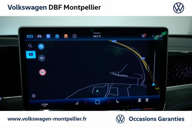 Volkswagen Passat image 2