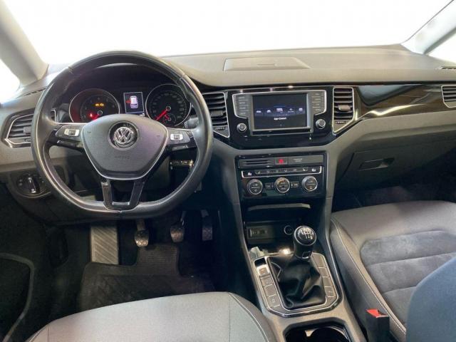 Volkswagen Golf Sportsvan image 3