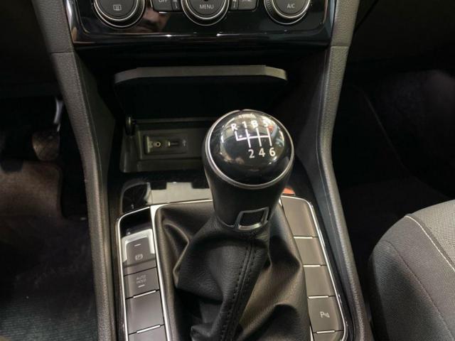Volkswagen Golf Sportsvan image 1