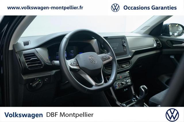 Volkswagen T-Cross image 2