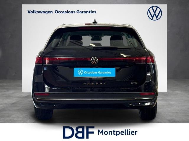 Volkswagen Passat image 2