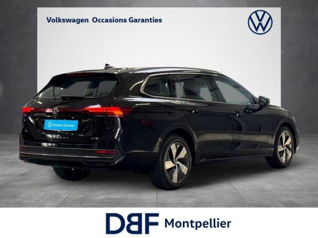 Volkswagen Passat image 7