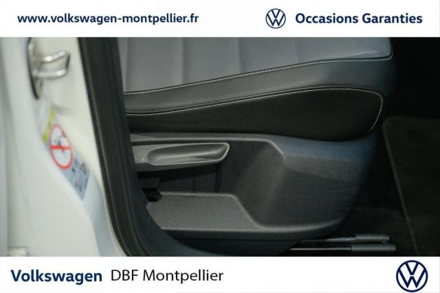 Volkswagen T-Roc image 2