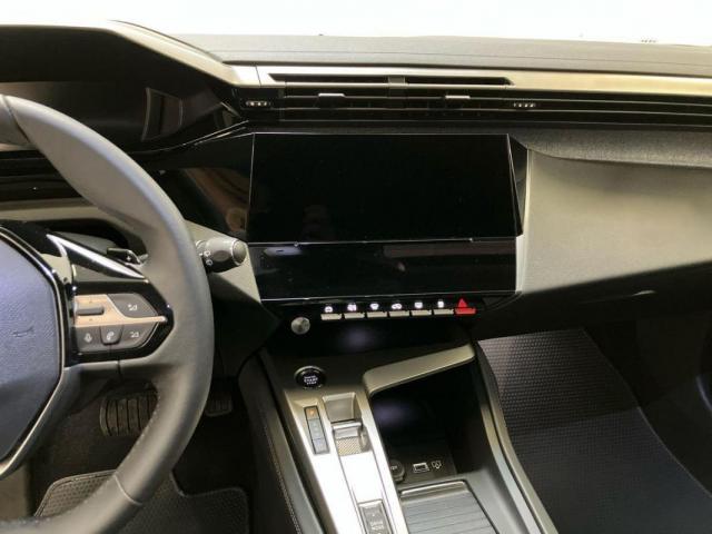Peugeot 308 image 3