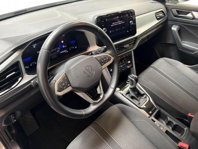 Volkswagen T-Roc image 5