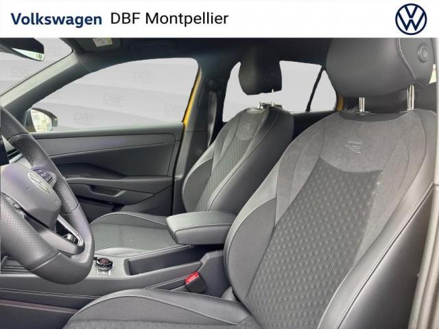 Volkswagen T-Roc image 3