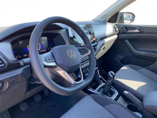 Volkswagen T-Cross image 1
