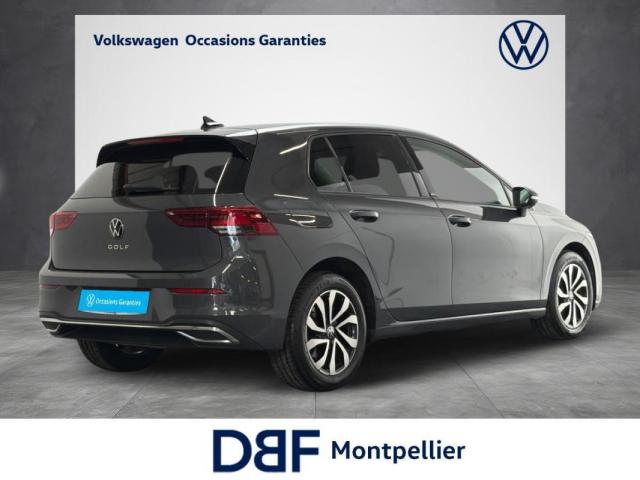 Volkswagen Golf image 9