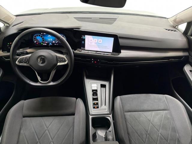 Volkswagen Golf image 1