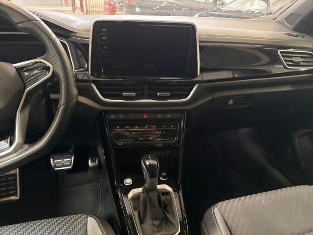 Volkswagen T-Roc image 9