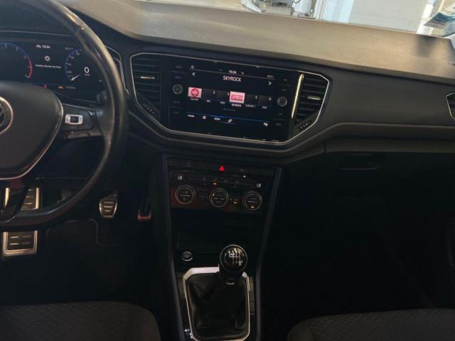 Volkswagen T-Roc image 1