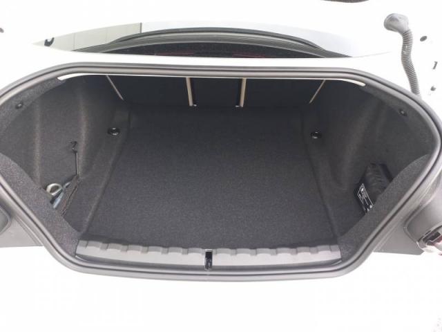 Bmw Serie 2 image 9