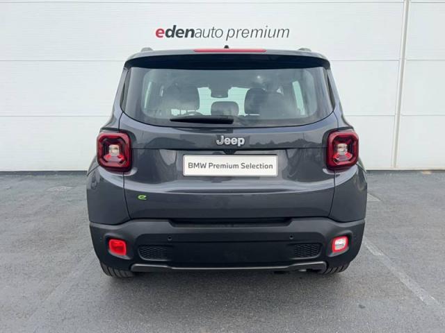 Jeep Renegade image 9