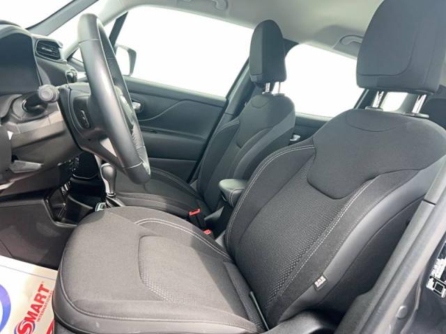 Jeep Renegade image 2