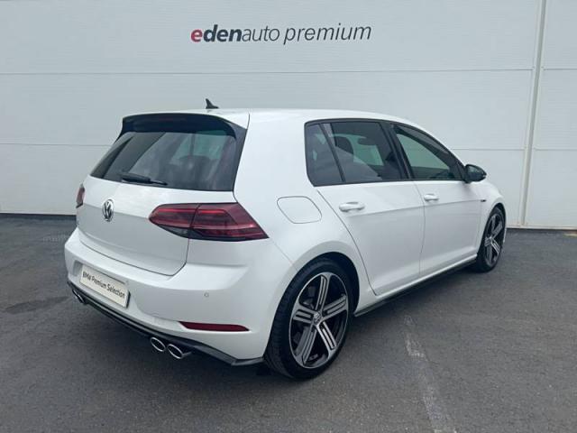Volkswagen Golf image 9