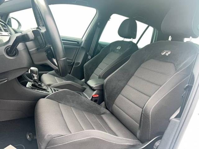 Volkswagen Golf image 5