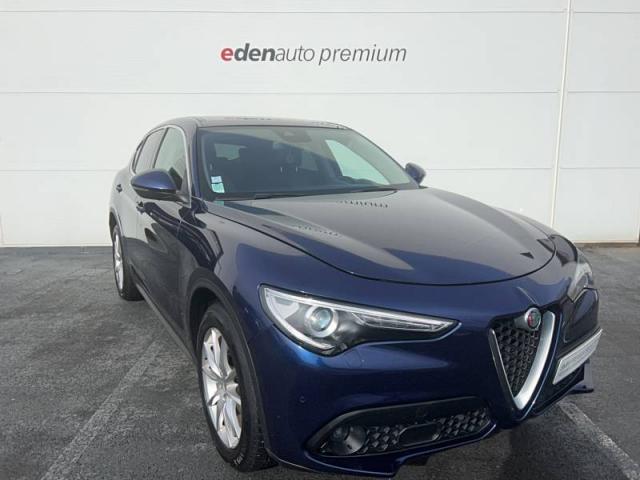 Alfa Romeo Stelvio image 8