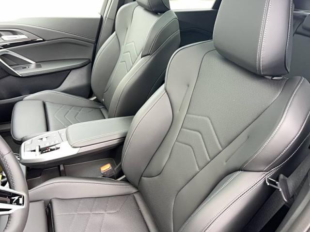 Bmw X1 image 2