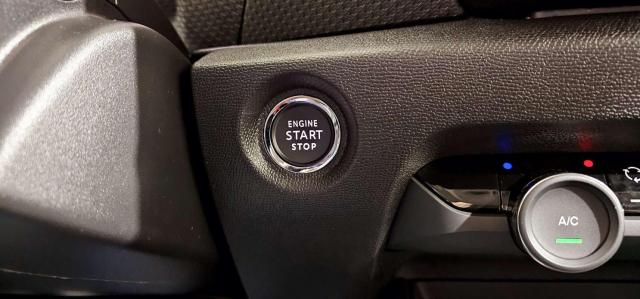 Citroen C4 image 2