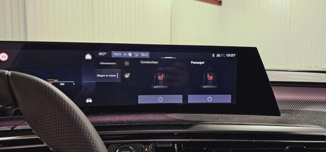 Peugeot 3008 image 3
