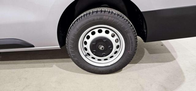 Citroen Jumpy image 9