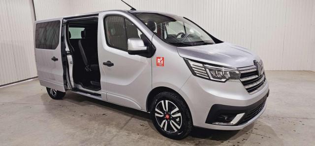 Renault Trafic image 8