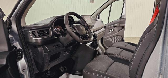 Renault Trafic image 7