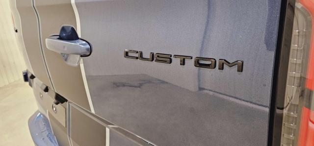 Ford Transit Custom image 5