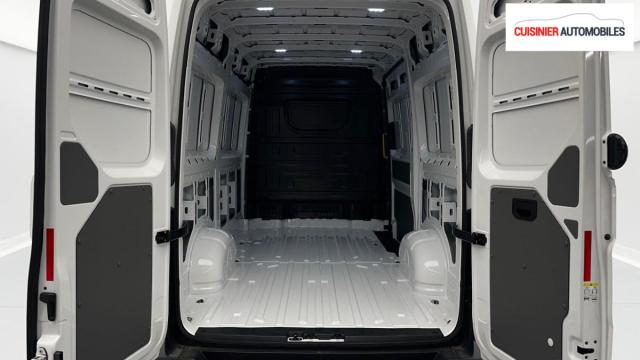 Volkswagen Crafter image 5