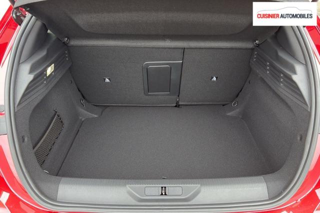 Peugeot 308 image 2