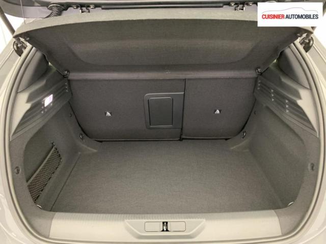 Peugeot 308 image 9