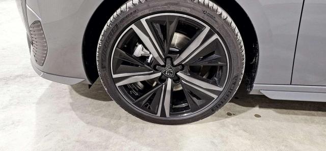 Peugeot 308 image 9
