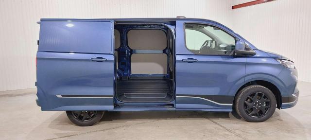 Ford Transit Custom image 4