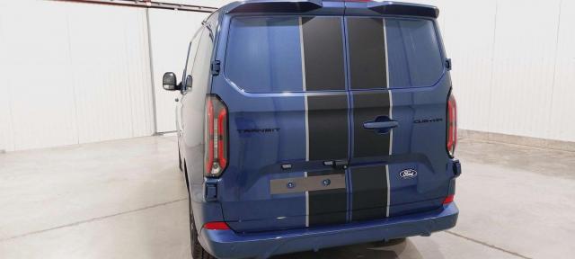 Ford Transit Custom image 2