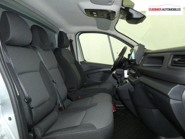 Renault Trafic image 8