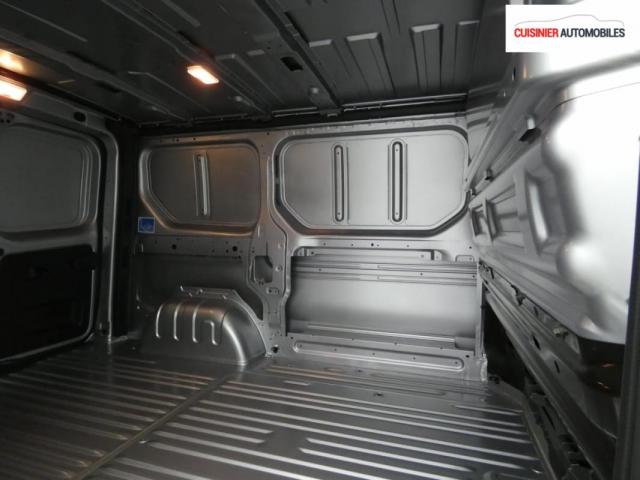 Renault Trafic image 7