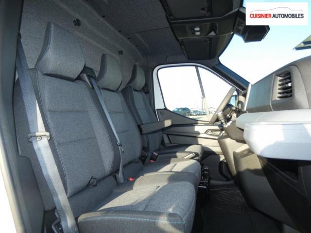 Renault Master image 8