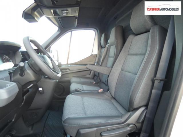 Renault Master image 8