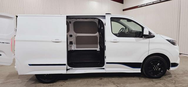 Ford Transit Custom image 1