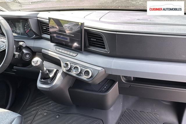 Renault Master image 8