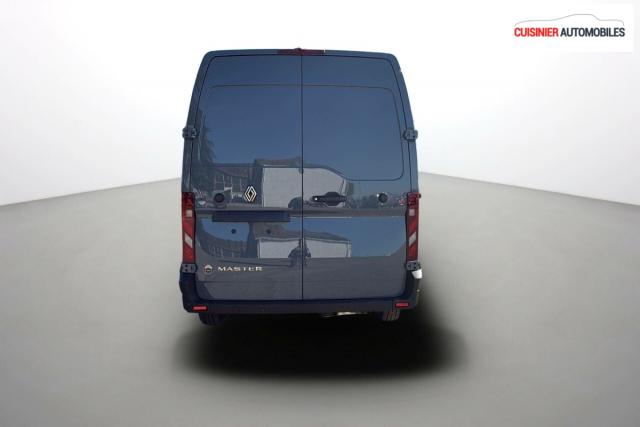 Renault Master image 1
