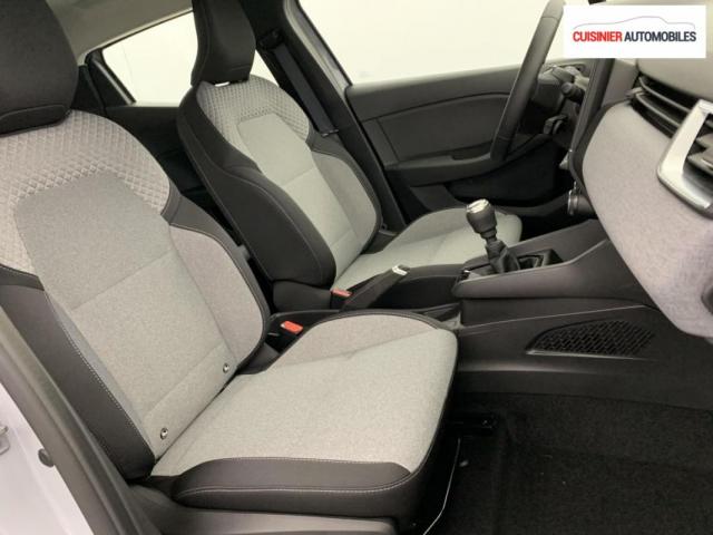 Renault Clio image 6