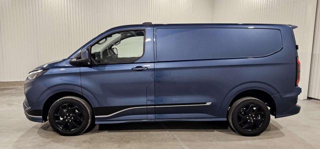 Ford Transit Custom image 2