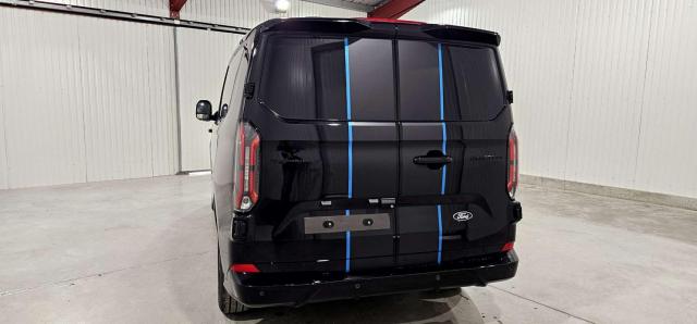 Ford Transit Custom image 3