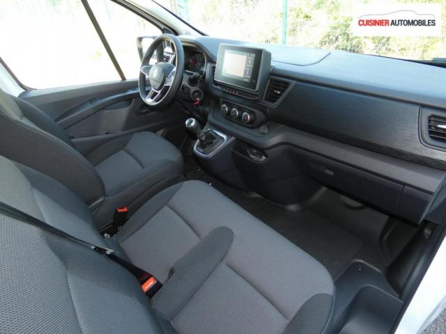 Renault Trafic image 4